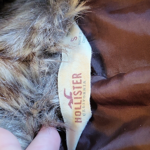 Hollister Faux leather jacket with Faux fur collar - Picture 5 of 14